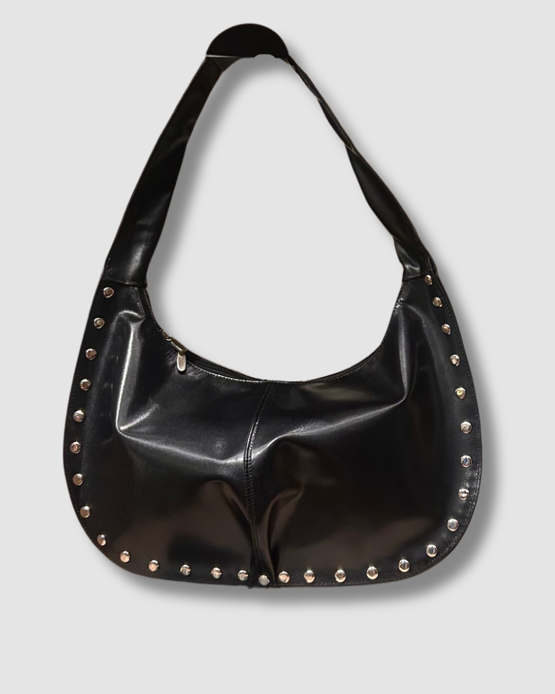 The Luna Stud