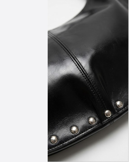 The Luna Stud